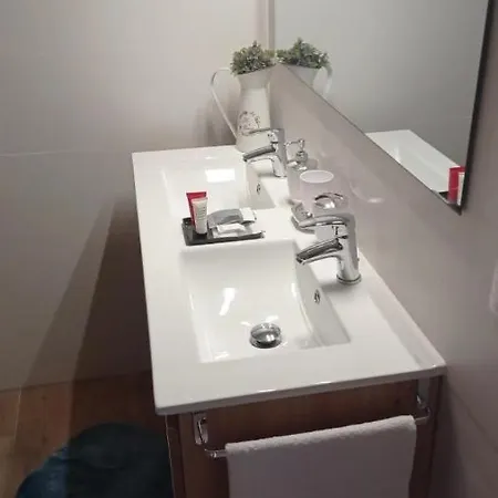 Отель Bendita Locura Льянес